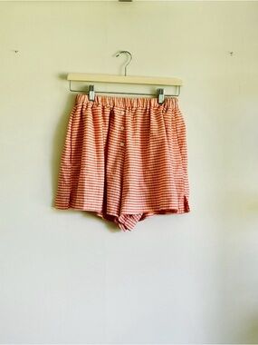 ASOS Design Red & White Seersucker Stripe Pull-On Shorts | US 4